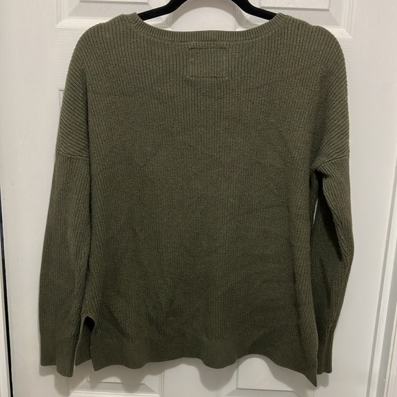 Abercrombie & Fitch Sweater - Picture 8 of 14